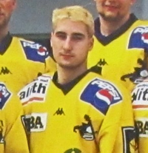 pozniklukas19992000b.jpg